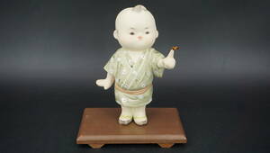 日本人形　男の子　置物　飾り物　(TC8700