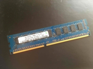 JUNK hynix HMT112U6TFR8C-G7 1GB DDR3 1066