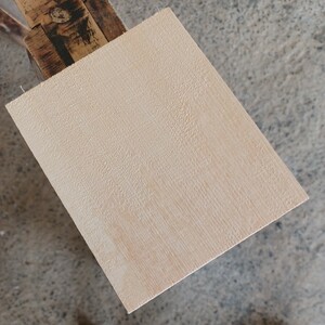 角材-674【16.9×13.8×4.7cm】 国産ひのき　角材　彫刻用木材　一枚板 　桧 　檜　無垢材　 DIY