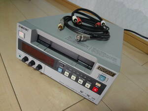 ●(y) SONY デジタル ビデオ カセット レコーダー /DSR-40