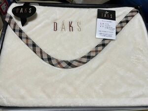 ☆☆ DAKS(ダックス)のコットンボアの膝掛け☆☆