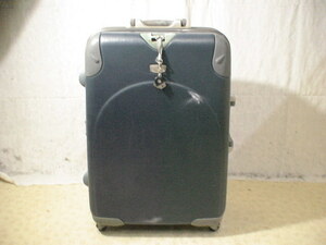 1269　VALENTINO VISCANI　紺　鍵付　スーツケース　キャリケース　旅行用　ビジネストラベルバック