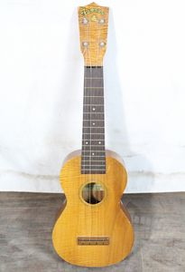 【ト長】1円スタート Famous ukulele フェイマス ウクレレ FU-200 木製 弦楽器 演奏 音楽 4弦 本体 ハワイアン IA477IOE51