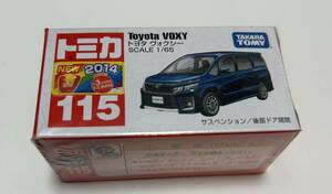 トミカ 2014トヨタ ヴォクシー 新車シール付 No 115