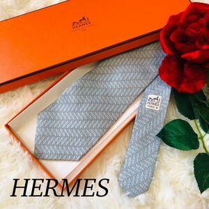 HERMES エルメス メンズ 男性 紳士 ネクタイ ブランドネクタイ ハイブランド 総柄 水色 ビジネス 結婚式 新品 未使用 新品未使用 剣先9cm