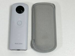 美品　RICOH 360度カメラ RICOH THETA SC (ホワイト) 全天球カメラ 　　【H13093】