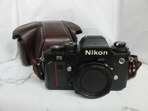 T4-44　Nikon(ニコン)　フィルムカメラ 【F3】 ケース付き　※レンズなし　昭和レトロ　コレクション