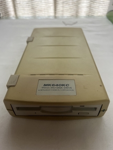 ★☆【ジャンク品】三菱化学　3.5型640MB MOドライブ　MK640KC-MC　Macintosh用☆★