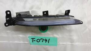 ポルシェ　パナメーラ　LEDフォグランプ　右　Porsche Panamera 971 Right DRL LED Fog Lamp Light 品番：971953042E　T0741