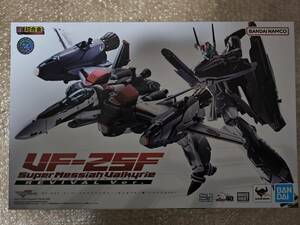 新品未開封 マクロスフロンティア DX超合金 VF-25F スーパーメサイアバルキリー (早乙女アルト機) リバイバルVer.