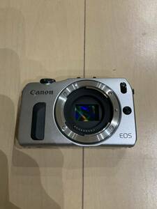 中古　Canon ミラーレス一眼カメラ EOS M ボディ