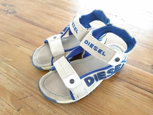 DIESEL ディーゼルキッズ サンダル 脱ぎ履きしやすい 子供 キッズファッション シューズ ディーゼル 靴 キッズ ロゴ 18 19 20 21 22