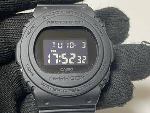 カシオ CASIO Gショック G-SHOCK 丸型ベーシックモデル 5700 SERIES DW-5750E-1BJF 展示未使用品