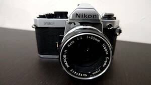 カメラマニア放出品／ＮＩＫＯＮニコンFM２シルバー／ニコール−Ｈオート１：２f＝50mmレンズ全て動作未確認ジャンク扱い