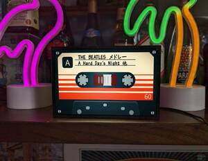 【文字変更OK】カセットテープ ミュージック ラジカセ レコード 音楽 ポップス アイドル 歌謡曲 昭和レトロ 看板 置物 雑貨 ライトBOXミニ