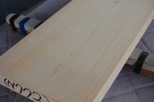 木曽桧　ヒノキ（天然材） 1389×347×51 角材 材木 木材 新品
