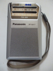 パナソニック　AM/FMワイド２バンドコンパクトラジオ　RF-NA17　美品作動ジャンク