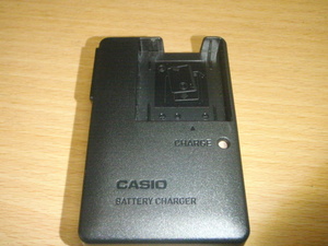 C002-01-6 CASIO製純正充電器 BC-80L(NP-80用)
