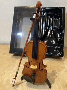 箱付き☆ミニチュアバイオリン 茶 WNK-0011 自動演奏機能付き 長さ約30cm スタンド付