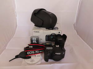 送料無料！極上品◆◇キヤノン Canon EOS 7D Mark II　EF-S 18-135mm USMセット・カメラケース付き◇◆