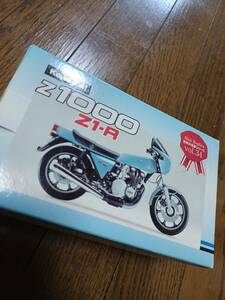 世界の名車シリーズ vol.34 KAWASAKI Z1000/Z1-R/カワサキ ミニレプリカ/新品/ゆうパック送料着払い