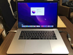 中古美品 Apple MacBook Pro 15.4インチ スペースグレイ（2016モデル）／2.7GHz クアッドコア intel Core i7・16GBメモリ・512GBSSD