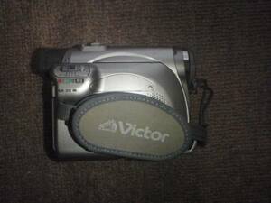 V001-03 Victor製デジタルビデオカメラ　GR-D200-S(ジャンク)