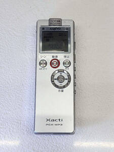 ★ R60430　SANYO サンヨー　Xacti　ICレコーダー　ICR-PS504RM　シルバー　PCM/MP3録音 単4電池使用　ボイスレコーダー　 ★