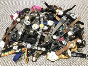 ジャンク 腕時計 200本以上 SEIKO CITIZEN CASIO セイコー シチズン カシオ ブランド まとめ売り 大量 まとめて 動作未確認品 ⑥