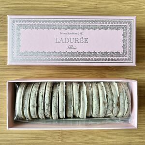 LADUREE ラデュレ 日本未発売 サブレ マリーアントワネット クッキー 箱 紅茶 チョコ