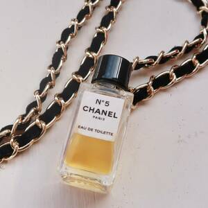 シャネル CHANEL NO.5 香水 ミニボトル ネックレス レザー ゴールド ブラック アクセサリー ヴィンテージ　レア　送料無料　[6]