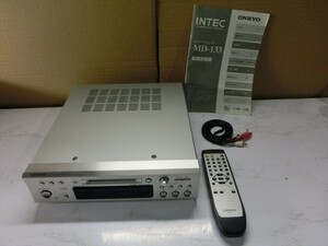 T【3む-21】【100サイズ】ONKYO オンキヨー/INTEC275 MDレコーダー MD-133/純正 リモコン付/通電可/ジャンク扱い/※傷有り