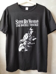 ♪SRV スティーヴィー・レイ・ヴォーン Tシャツ 新品 Lサイズ Stevie Ray Vaughan フェンダー ストラトキャスター ブルースギター
