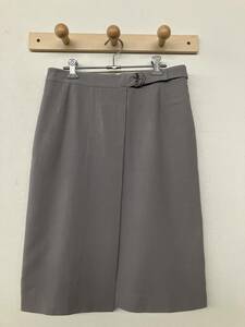 ARMANI COLLEZIONI アルマーニ コレツォーニ イタリア製 ひざ丈スカート 裏地付き 美品(ほぼ未着用) size 42