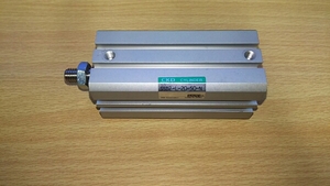 S529 CKD SSD2-L-20-50-N 中古保管品