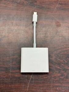 Z021)★動作確認済　Apple USB-C Digital アダプタ A2119 ホワイト