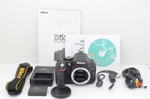 【適格請求書発行】美品 Nikon ニコン D5200 ボディ デジタル一眼レフカメラ【アルプスカメラ】240402g