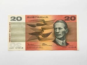 【希少品セール】オーストラリア 紙製 20ドル紙幣 048