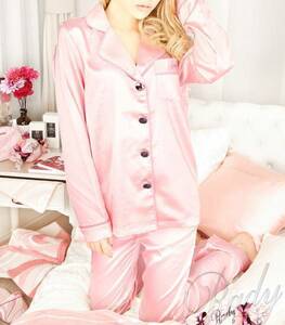 ★レア★未開封★Radyレディ 光沢 サテン シンプル サテン パジャマ ピンクベージュ satin pajamas