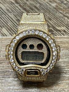 カスタム G-SHOCK 3230 DW6900 文字盤 大粒ベゼル 18Kゴールド CZダイヤ（キュービックジルコニア）ゴールド腕時計 Gショック カシオ