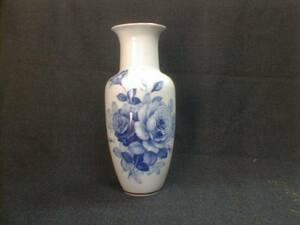 西洋風　鮮やか青バラ　青絵　30.5x10.5cm　陶磁器製飾り花瓶