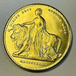 イギリス 硬貨 古銭 ヴィクトリア女王 1939年 信仰の擁護者 ウナ ライオン 「神が私の歩みを導いてくださいますように」銘 コイン 重25.40g