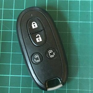 SU11858点灯 スズキ 純正 007YUUL0212スマートキーレス パレット ソリオ ルークス等 MA15S 日産 両側スライド 4ボタン