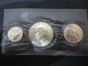 #35949　アメリカ建国200年記念硬貨　1776-1976　1ドル/50セント/25セント