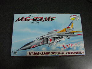 R.V.Aircrait　1/72 MiG-23 MF フロッガーB 航空自衛隊 　プラモデル