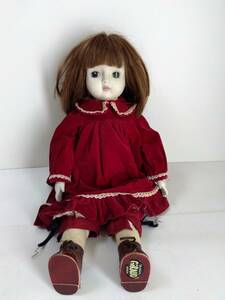 サンキョー ビスクドール人形　西洋陶器人形　少女人形　赤色系　Giraud