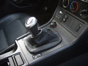 ＜BMWSB02-001＞　BMW Z3 E36 シフトブーツ　(BMWSB03)　マニュアル（MT)用　簡単交換