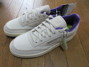 Reebokリーボック(Reebok × ミニオンズ)Club C 新品24.0ｃｍFZ1914