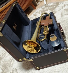 Vincent Bach Artisan Stradivarius AB190GP ヴィンセントバック アルチザン サテンゴールド 総額120万以上 MKラウンドクルーク Buzzボトム