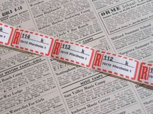 海外紙もの　郵便ラベルシール　赤枠　ラッピング　ステッカー　封印　連番30枚　